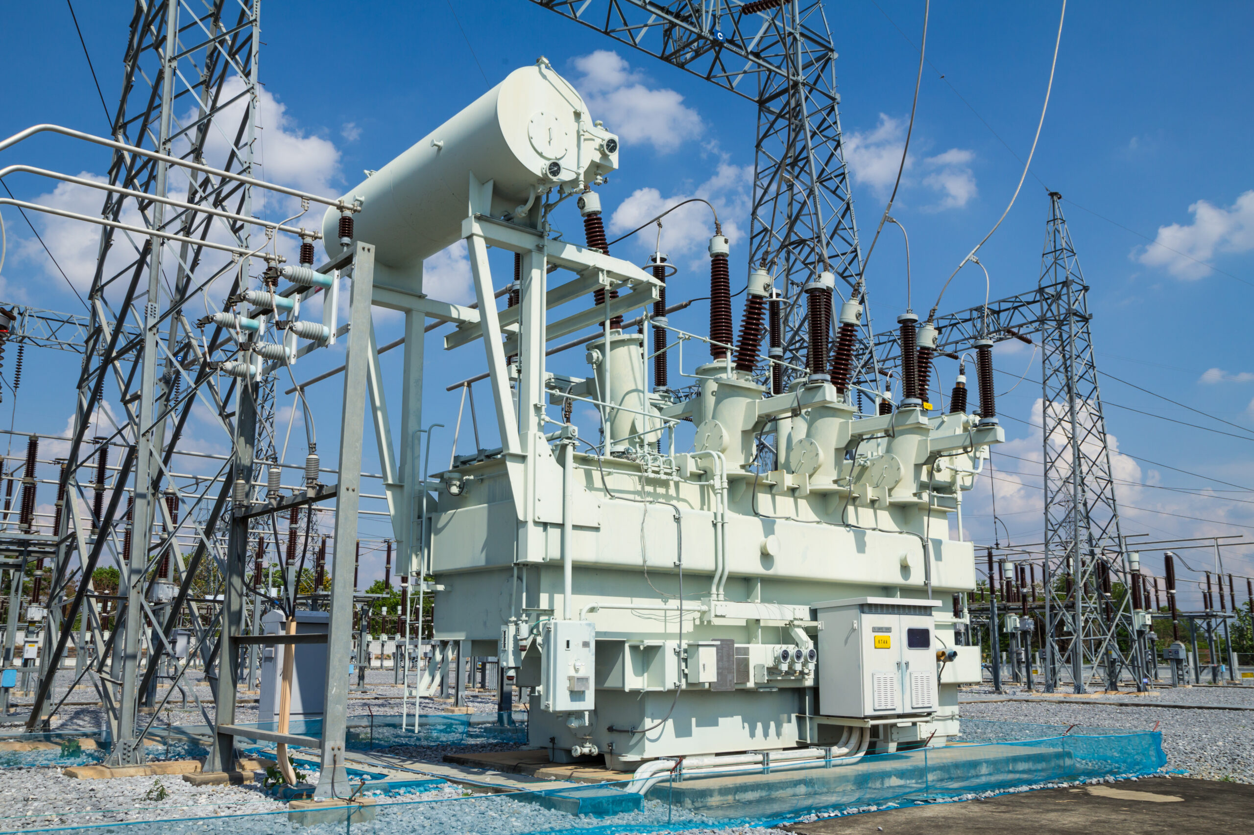 High voltage transformer